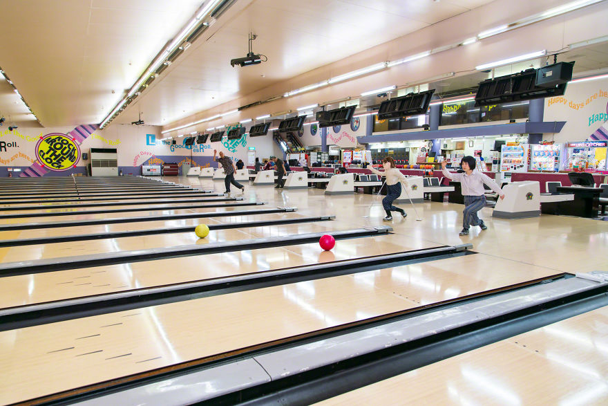 My 12 New Self-Portraits With A Scarecrow To Raise Awareness Of Depopulation Problems In Japan My 12 New Self-Portraits With A Scarecrow To Raise Awareness Of Depopulation Problems In Japan