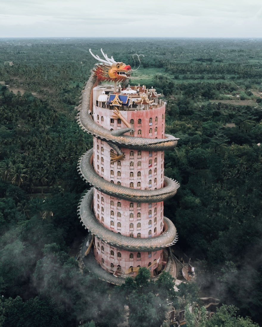 Dragon Temple, Thailand
