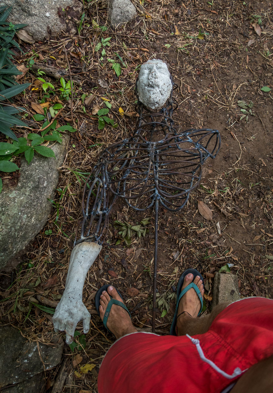 I Spent 1 Year Creating A Sculpture That Works With Electrical Current Which Helps Corals Grow 3-5 Times Faster (13 Pics)