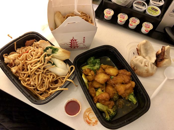 Australian Traveler Went To The US & Documented American Food