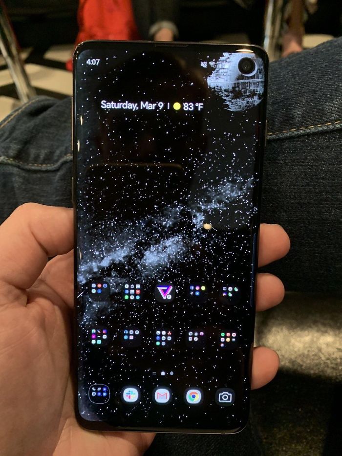 Someone Spots That Arnold Schwarzenegger Has The Funniest iPhone Case