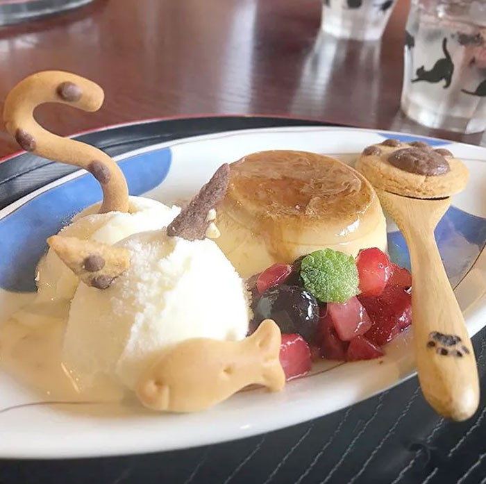There Is A Cat Temple In Japan And Its Monks Are The Cutest There Is A Cat Temple In Japan And Its Monks Are The Cutest