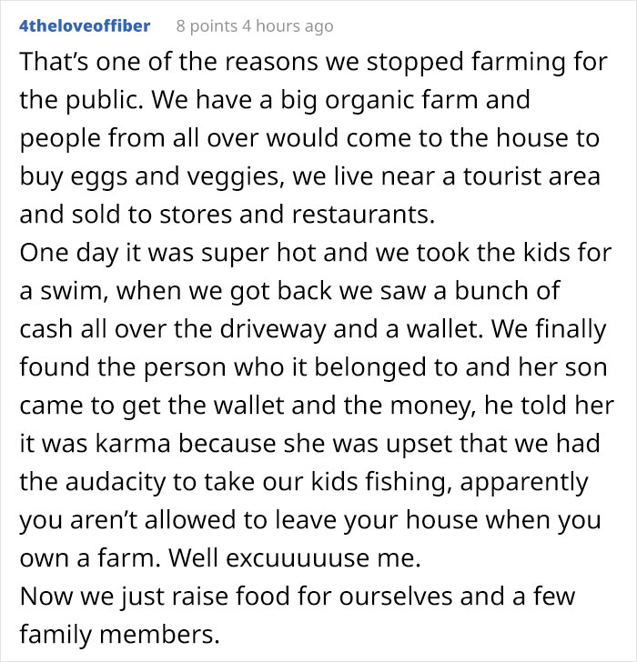 Woman Surprised To See Her Manicurist Shopping After She Said She's Fully Booked, Confronts Her And Gets Roasted Woman Surprised To See Her Manicurist Shopping After She Said She's Fully Booked, Confronts Her And Gets Roasted