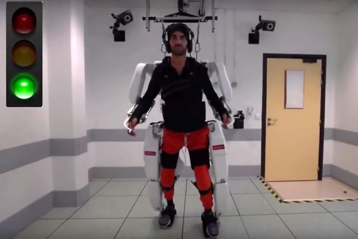 This Man Who Was Paralyzed For 4 Years Can Finally Walk Again With A Mind-Controlled Exoskeleton This Man Who Was Paralyzed For 4 Years Can Finally Walk Again With A Mind-Controlled Exoskeleton