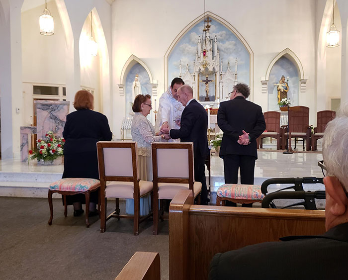 My Grandma Is 89 And Her Groom Is 86. They Met 9 Months Ago And Fell Madly In Love, Showing It's Never Too Late To Begin Again