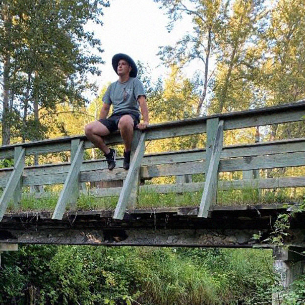 Employee Shares A Meme And Gets Fired Over It, So He Shares The Text Exchange With The Boss Employee Shares A Meme And Gets Fired Over It, So He Shares The Text Exchange With The Boss