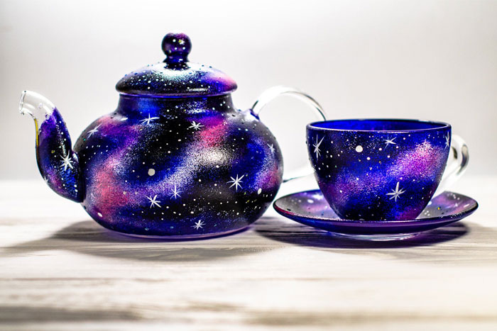 Hand-Painted-Glass-Teapots-Mugs-Plates-Vita-Vitraaze