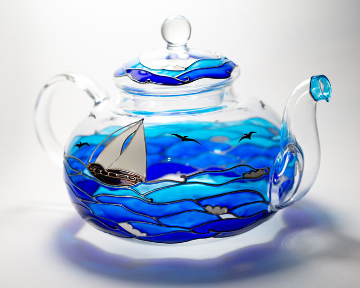 Hand-Painted-Glass-Teapots-Mugs-Plates-Vita-Vitraaze