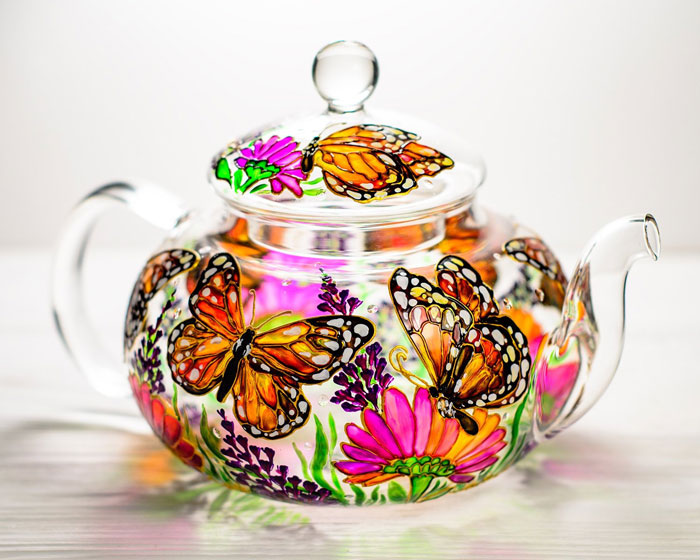 Hand-Painted-Glass-Teapots-Mugs-Plates-Vita-Vitraaze