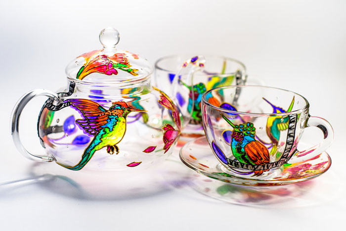 Hand-Painted-Glass-Teapots-Mugs-Plates-Vita-Vitraaze