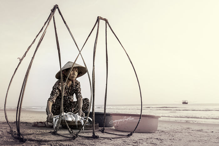 I Photographed Old Vietnamese Mothers