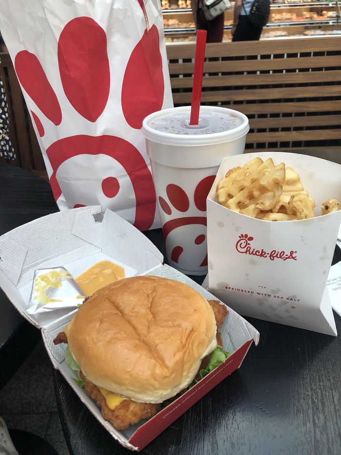 Australian Traveler Went To The US & Documented American Food