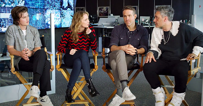 Ryan Reynolds Denies Starring In Green Lantern, Walks Out From Interview When Asked About It