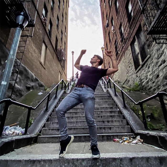 'The Joker' Stairs In New York Become A Tourist Attraction And Here Are 14 Pics Taken By Fans 'The Joker' Stairs In New York Become A Tourist Attraction And Here Are 14 Pics Taken By Fans