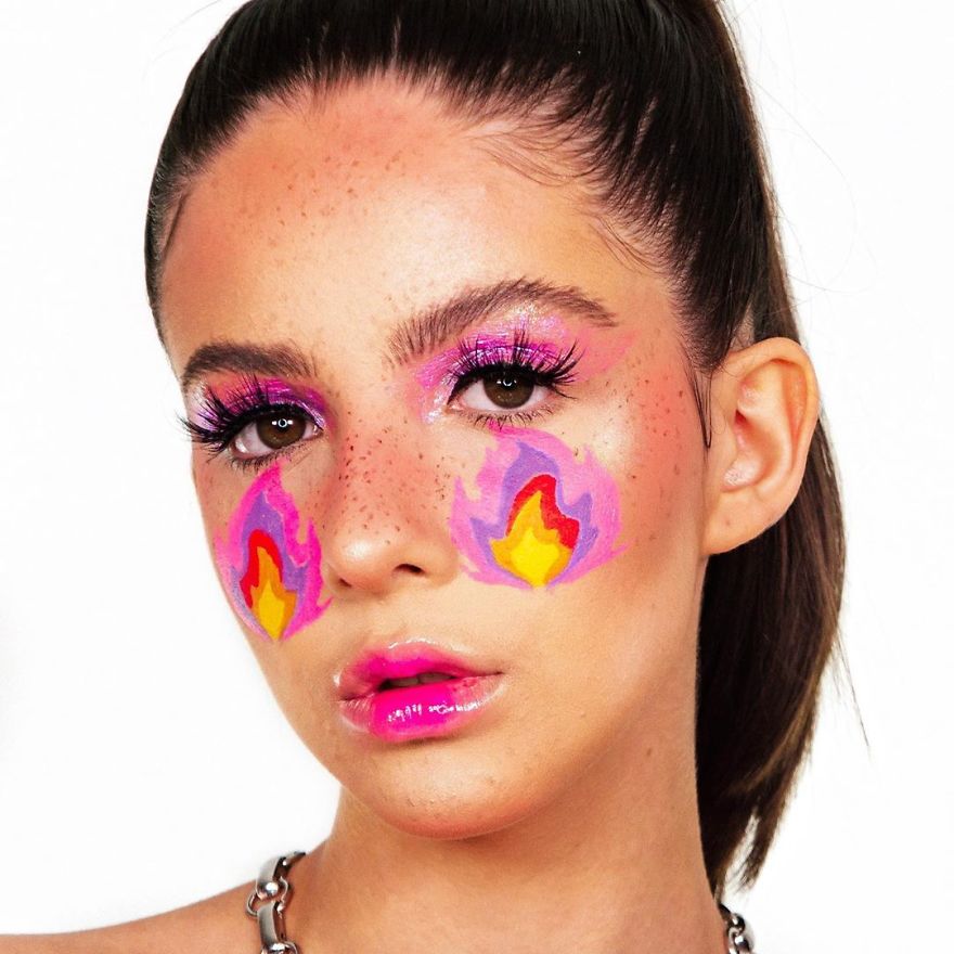 Makeup-Artists-Sisters-Charlotte-Abby-Roberts-