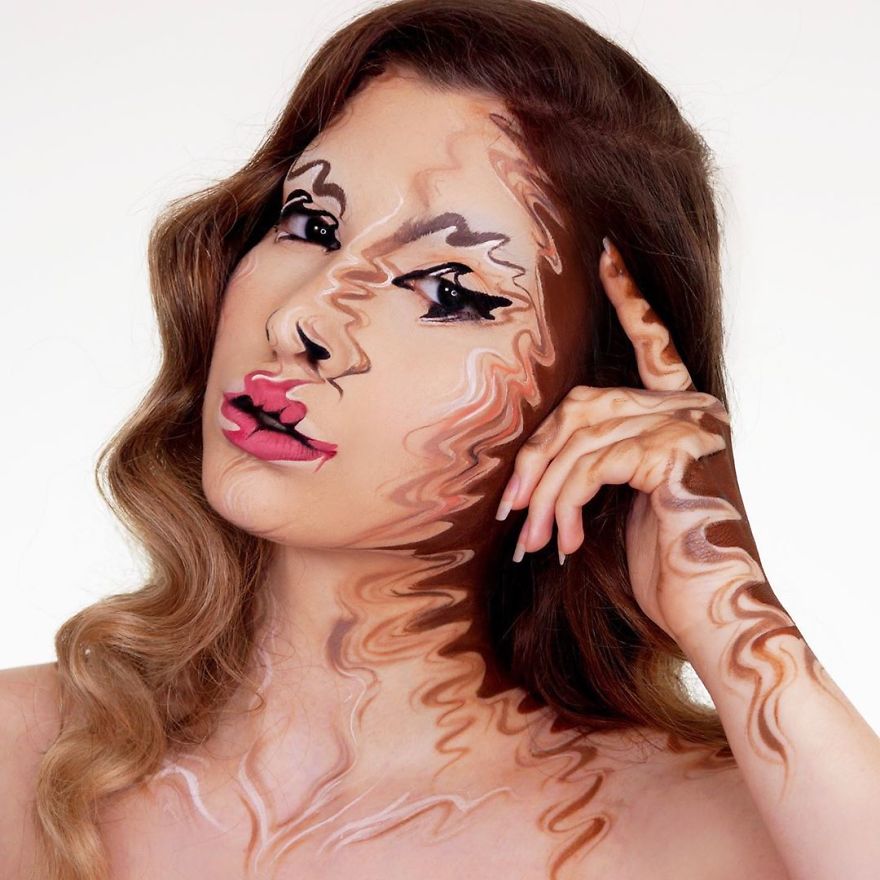 Makeup-Artists-Sisters-Charlotte-Abby-Roberts-