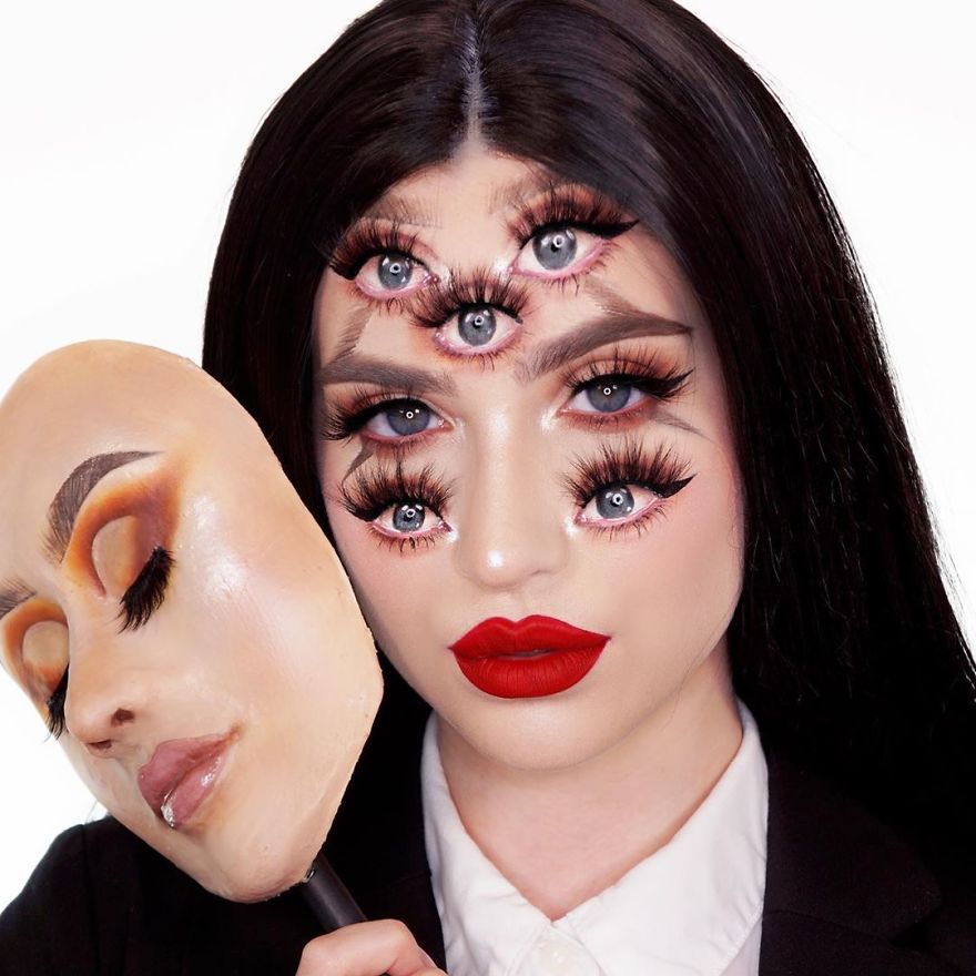 Makeup-Artists-Sisters-Charlotte-Abby-Roberts-