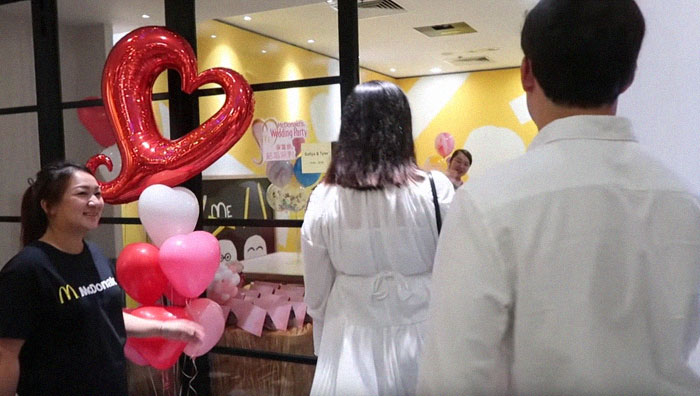 McDonald's In Hong Kong Offers Wedding Parties For Less Than $400 And This Couple Tried It Out McDonald's In Hong Kong Offers Wedding Parties For Less Than $400 And This Couple Tried It Out