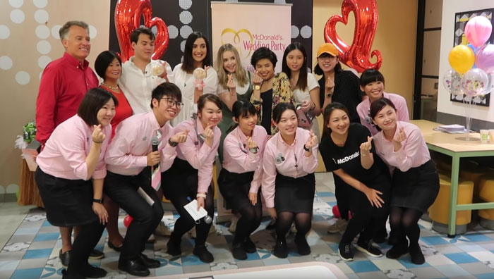 McDonald's In Hong Kong Offers Wedding Parties For Less Than $400 And This Couple Tried It Out McDonald's In Hong Kong Offers Wedding Parties For Less Than $400 And This Couple Tried It Out