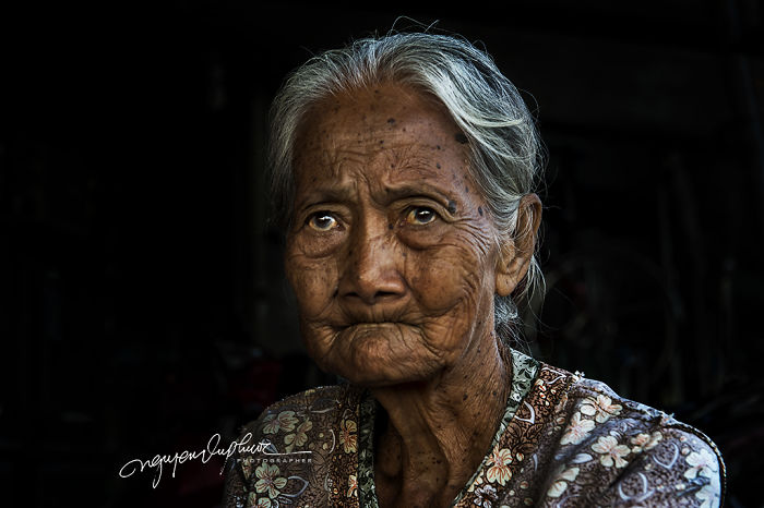I Photographed Old Vietnamese Mothers