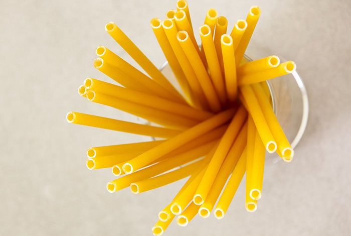 Bars In Italy Are Starting To Use Pasta Straws To Reduce Plastic Waste Bars In Italy Are Starting To Use Pasta Straws To Reduce Plastic Waste