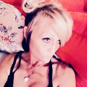 iambelladona03 avatar