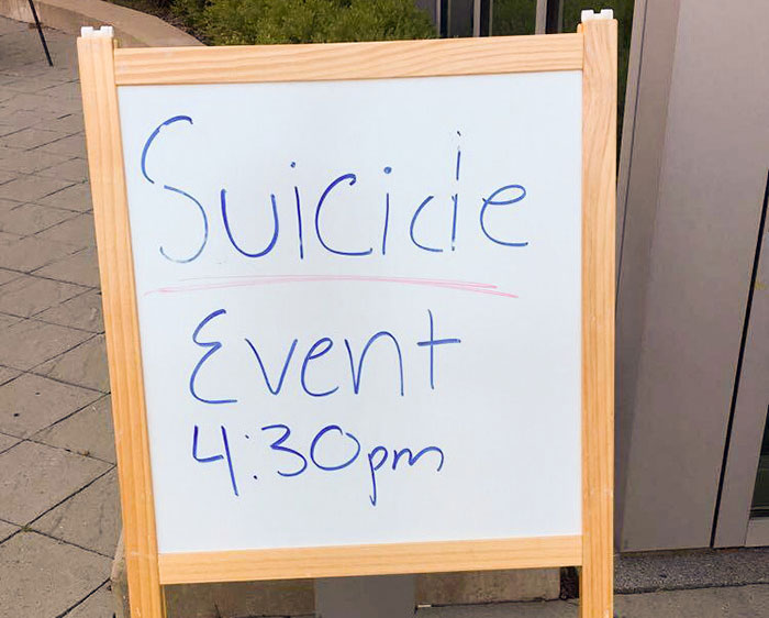 40 Text Designs Fails That Are So Bad They’re Good