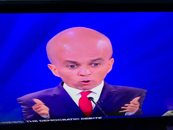 "Putting Your Phone Near The Top Of Your TV And Tilting It Down Turns The Candidates Into Debating Big Brains"