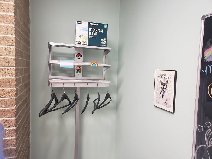 People Said We'd Fail, But My Family Clinic With Video Games And Therapy Cats Is Full Only 6 Months After Opening