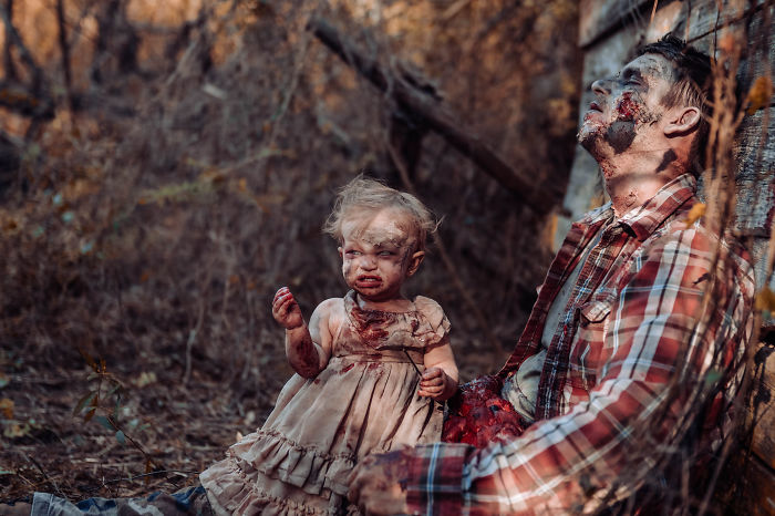 Mom Turns Her Baby Into A Zombie For A Horror Photoshoot And The Kid Absolutely Nails It Mom Turns Her Baby Into A Zombie For A Horror Photoshoot And The Kid Absolutely Nails It