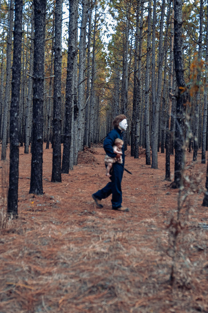 Mom Turns Her Baby Into A Zombie For A Horror Photoshoot And The Kid Absolutely Nails It Mom Turns Her Baby Into A Zombie For A Horror Photoshoot And The Kid Absolutely Nails It