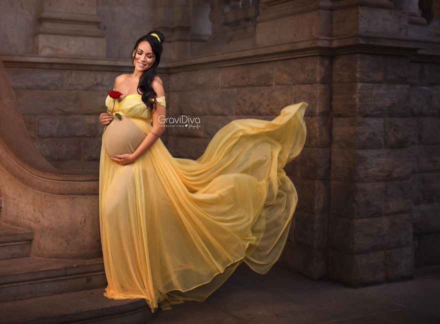 Brazilian Photographer Turns Moms-To-Be Into Disney Princesses (17 Pics) Brazilian Photographer Turns Moms-To-Be Into Disney Princesses (17 Pics)