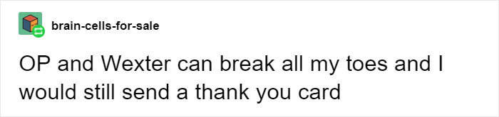 Mom Didn't Let Her Kid Buy A T-Rex Because It's 'Too Violent', They Buy One When They Grow Up And The Pics Are Hilarious