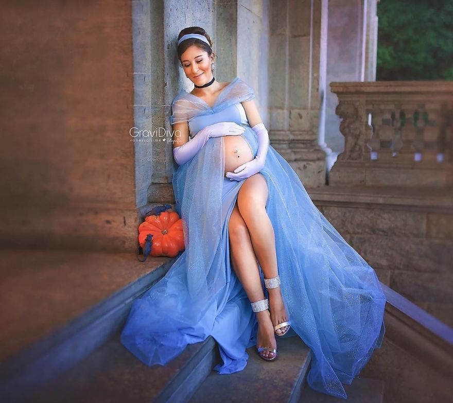 Brazilian Photographer Turns Moms-To-Be Into Disney Princesses (17 Pics) Brazilian Photographer Turns Moms-To-Be Into Disney Princesses (17 Pics)