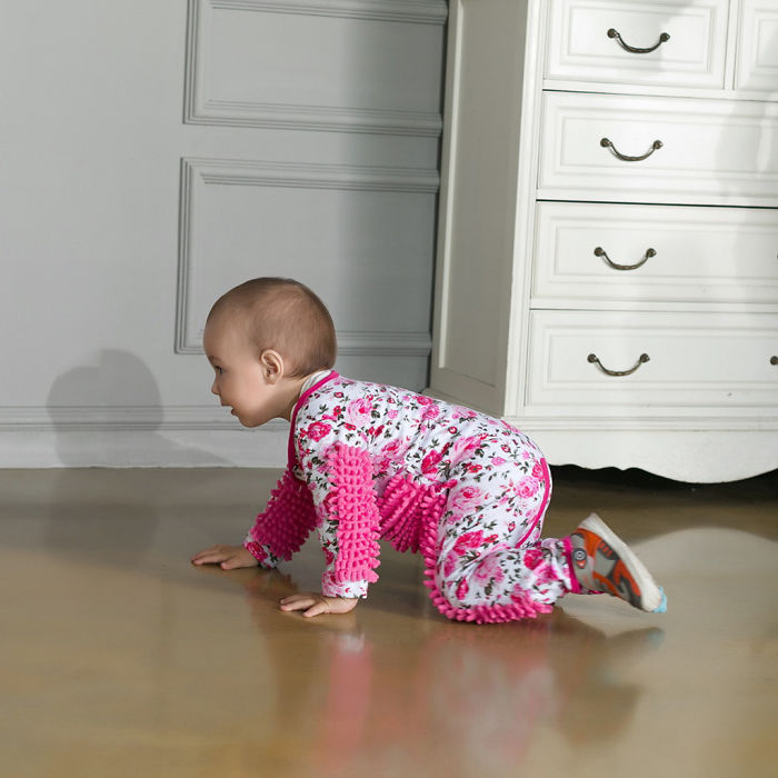 Apparently, You Can Buy A Baby Mop-Onesie On Amazon And People Are Not So Sure About Them Apparently, You Can Buy A Baby Mop-Onesie On Amazon And People Are Not So Sure About Them