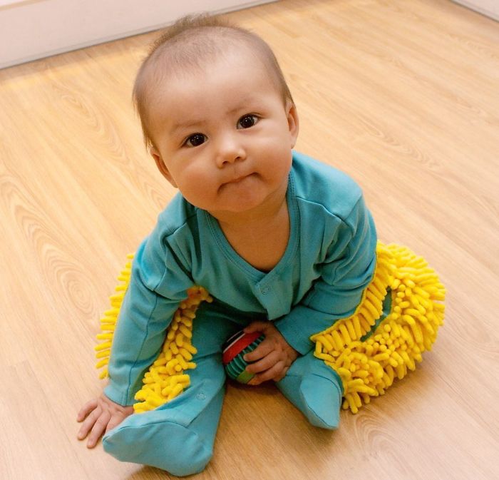 Apparently, You Can Buy A Baby Mop-Onesie On Amazon And People Are Not So Sure About Them Apparently, You Can Buy A Baby Mop-Onesie On Amazon And People Are Not So Sure About Them