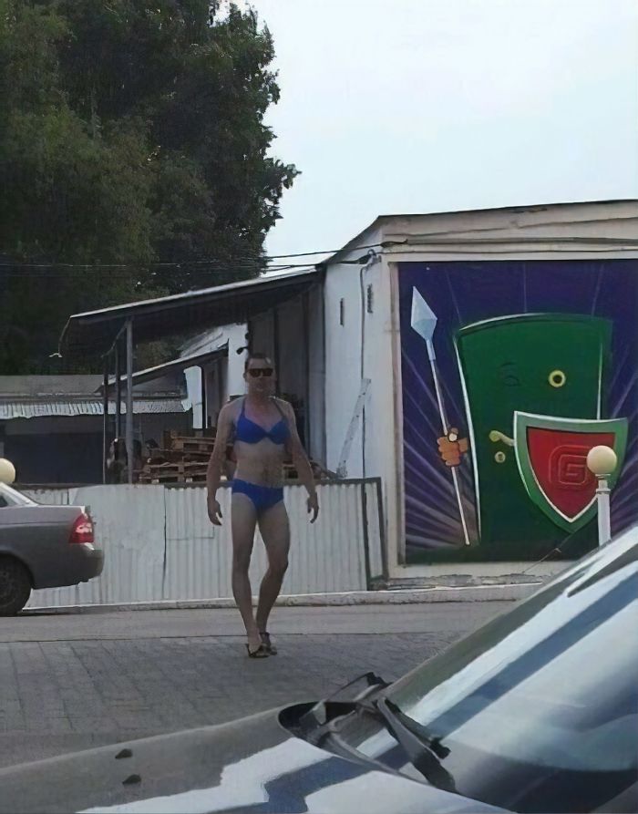 Russian Gas Station Offers Free Fuel For Anyone In A Bikini, Doesn’t Expect Guys Would Dress Down, Too Russian Gas Station Offers Free Fuel For Anyone In A Bikini, Doesn’t Expect Guys Would Dress Down, Too
