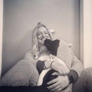 elizabethholden87 avatar