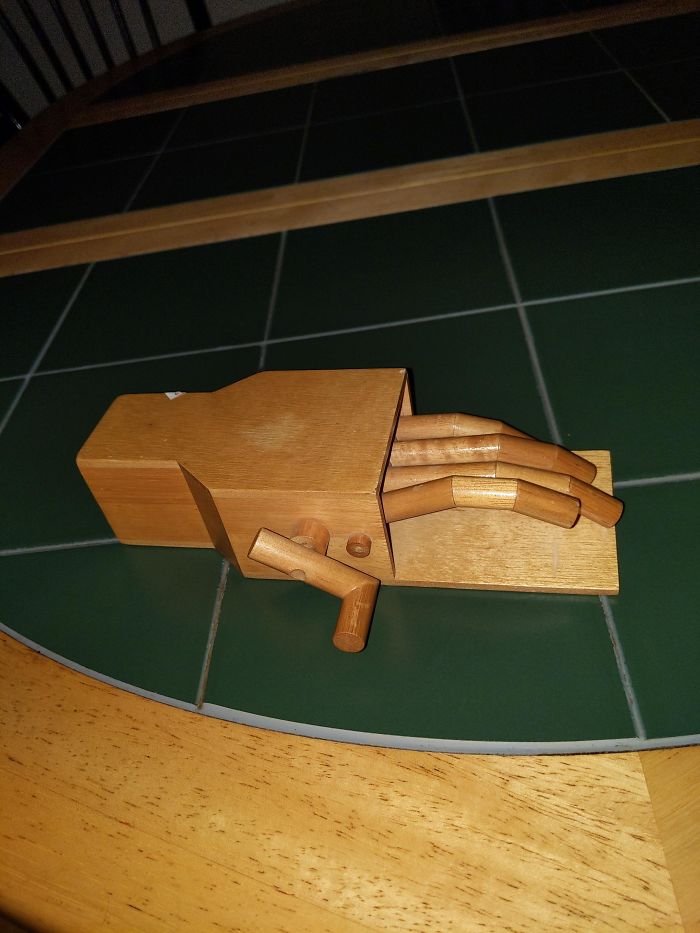 Spin The Handle And The Fingers Click, What Is This?