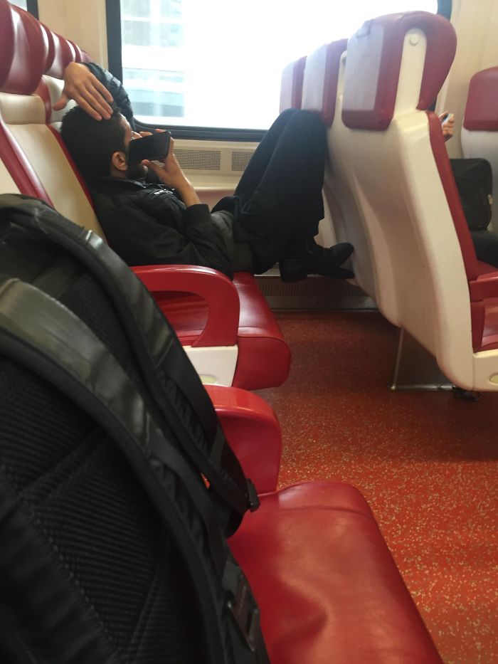 This Guy Using His Phone On Speakerphone On The Train So Everybody Can Hear Both Sides Of His Conversation