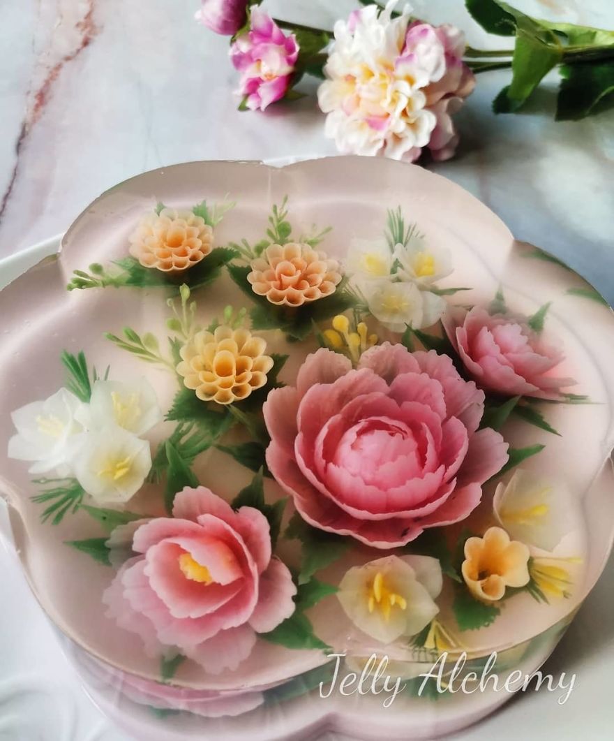 I Handcraft Realistic Floral 3D Jelly Koi Ponds, Birds And Characters.