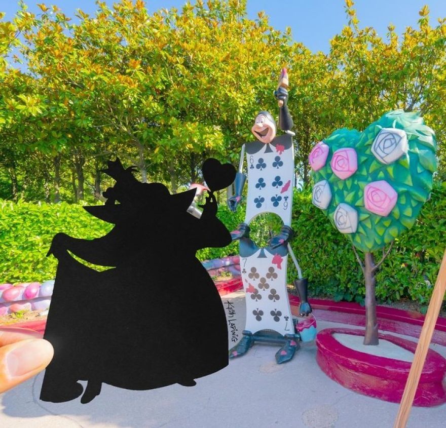 I Hold Up Paper At Disney Parks!