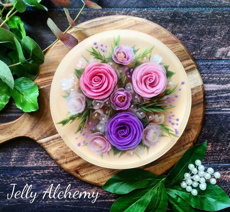 I Handcraft Realistic Floral 3D Jelly Koi Ponds, Birds And Characters.