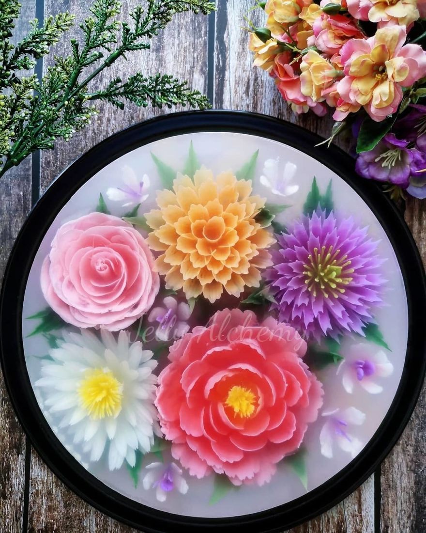 I Handcraft Realistic Floral 3D Jelly Koi Ponds, Birds And Characters.