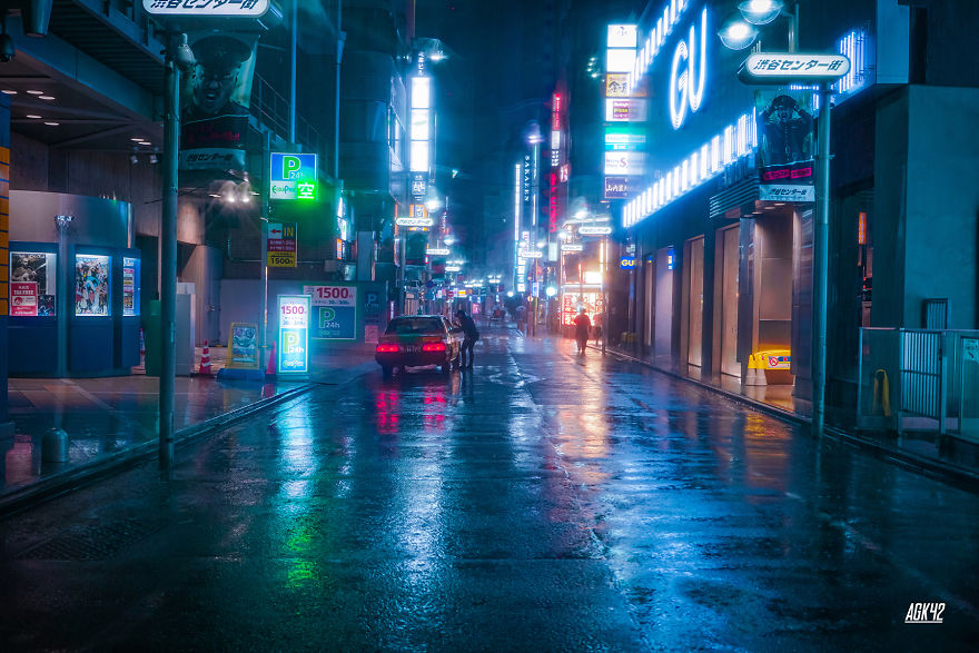 Ghost Shibuya: The Calm Before The Super Typhoon Hit Tokyo In 2019 (18 Pics)