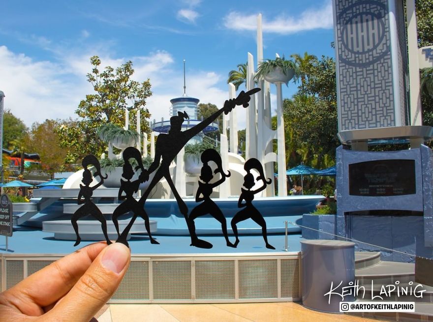 I Hold Up Paper At Disney Parks!