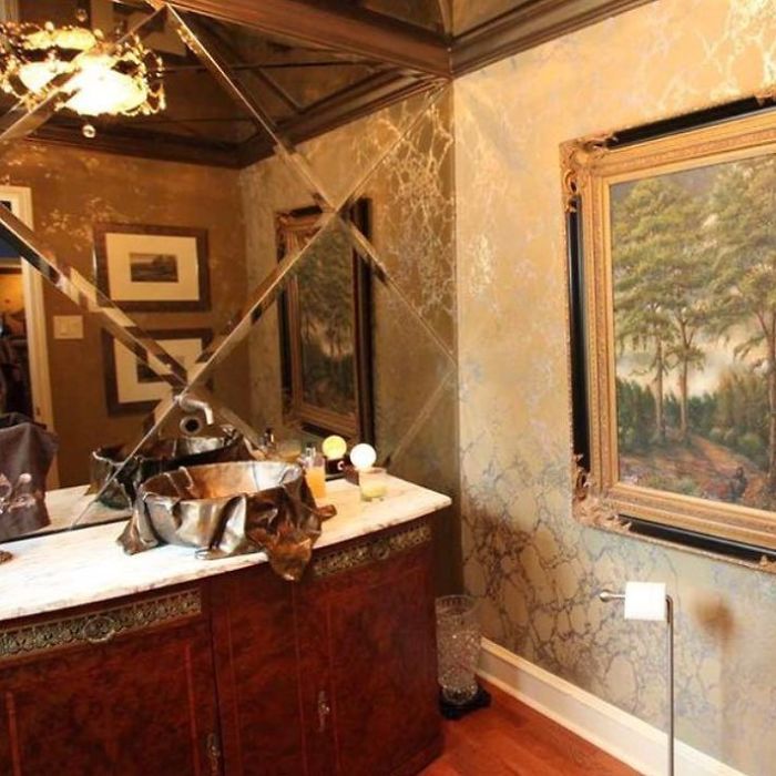 How Tf Do You Sell Someone A Metal Rag Shaped As A Sink With A Straight Face? That Sales Person Deserves And Oscar