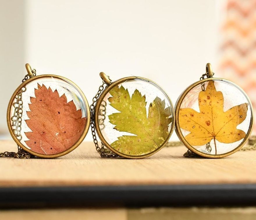 I Preserve Flowers In Resin