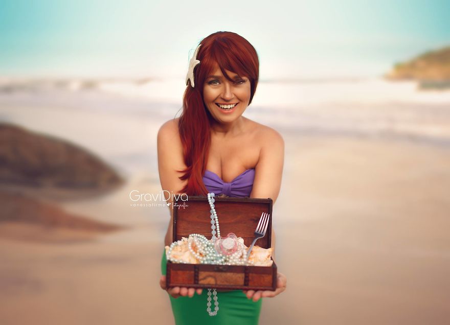 Brazilian Photographer Turns Moms-To-Be Into Disney Princesses (17 Pics)