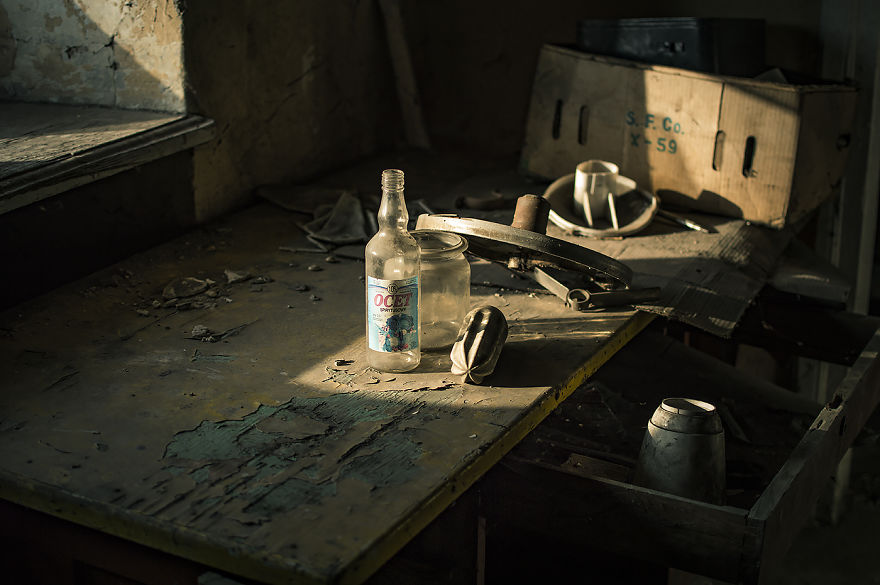 Abonnended Palace In Bratoszewice